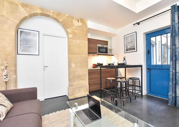 Superb Apartment-1br 2p - Sentier شقة *